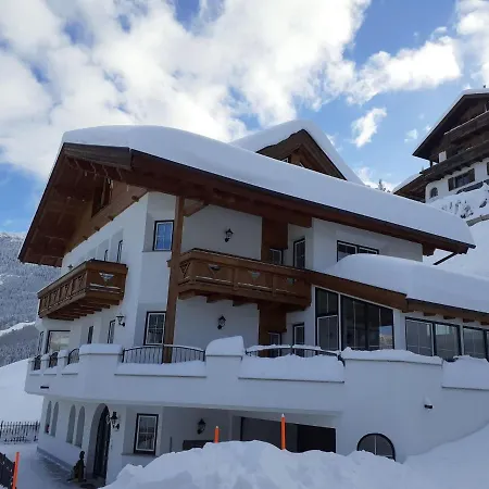 Modern In Hochgallmigg With Balcony